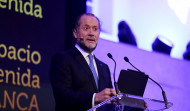 Escotet durante el acto de inauguración del 'Espacio Avenida': “Nos sentimos testigos del pulso de una ciudad que, como Galicia, mira al futuro”