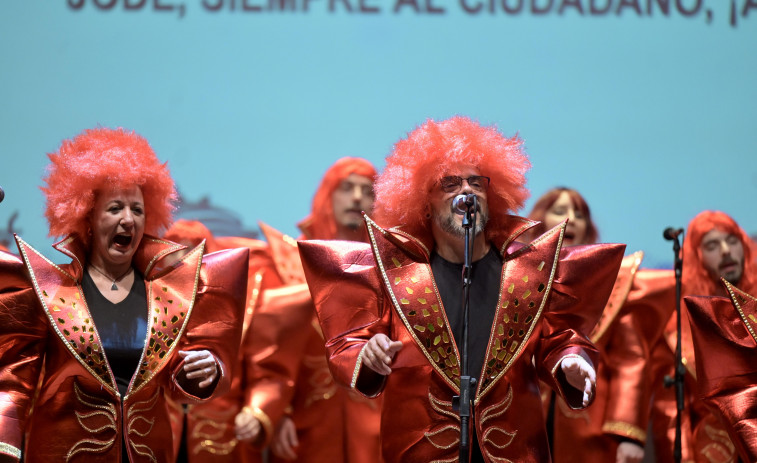 El ‘ligoteo salvaje’ de Malandros encandila entre las comparsas de A Coruña
