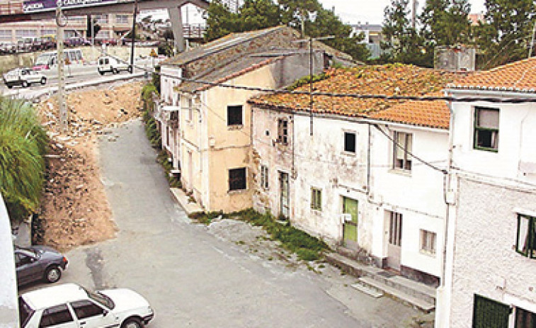 Hace 25 años | Vecinos de As Xubias piden un carril de aceleración para salir del barrio