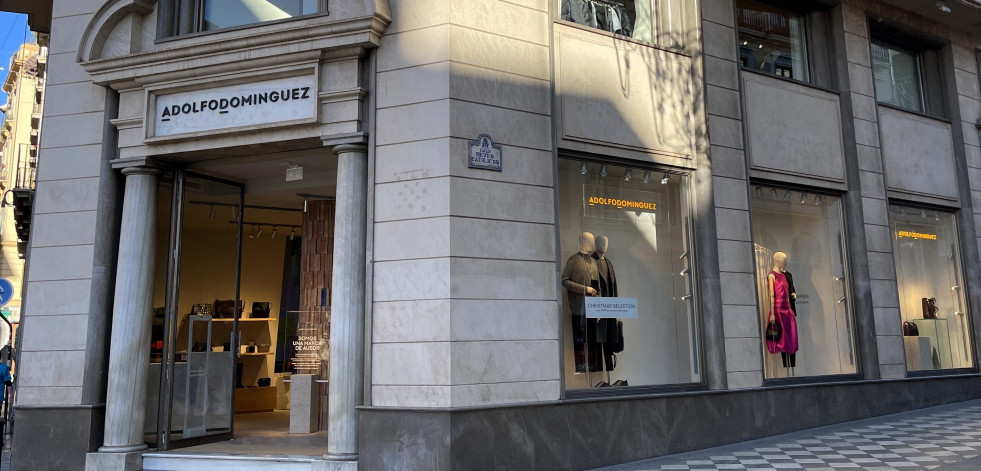 Adolfo Domínguez duplica sus ventas a través de Live Shopping hasta noviembre