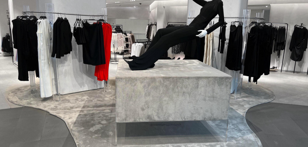 Zara estrena un sistema de pago sin pasar por caja y sin alarmas físicas antirrobo
