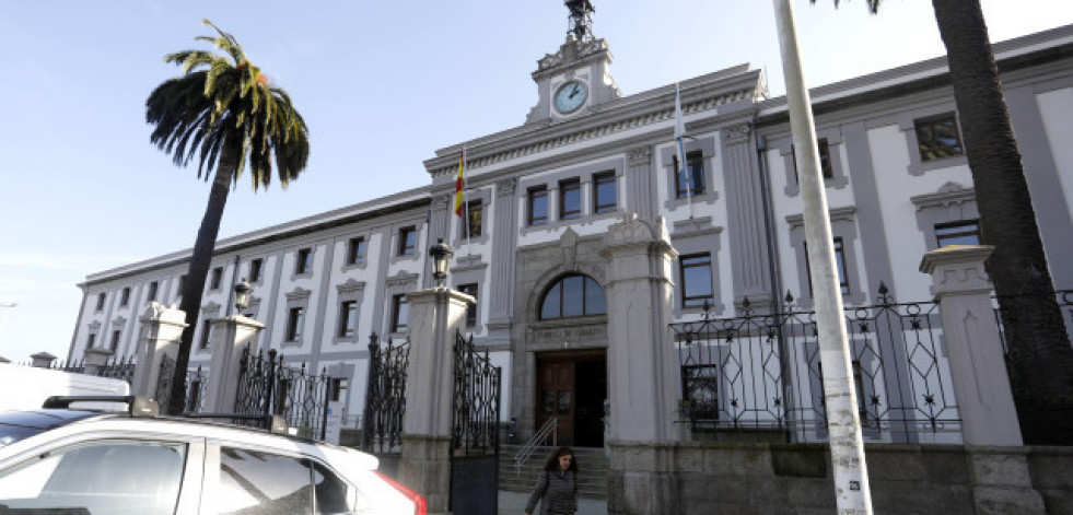 Rechazan una demanda de desahucio de la Sareb contra una pareja residente en Cambre