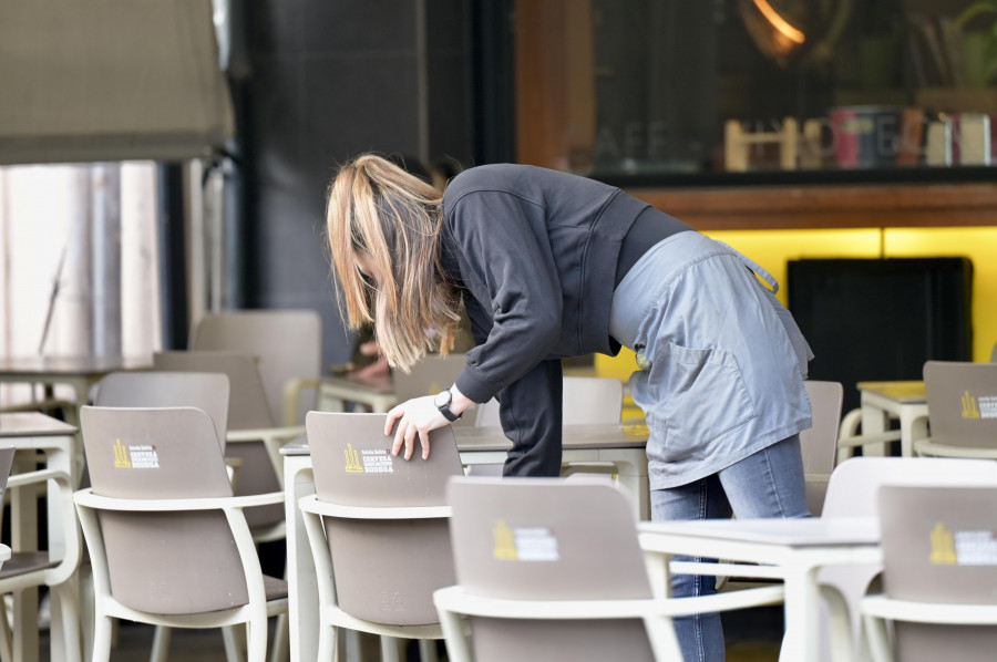 La mesa de negociación entre Ayuntamiento de A Coruña, hosteleros y vecinos comenzará el martes 18