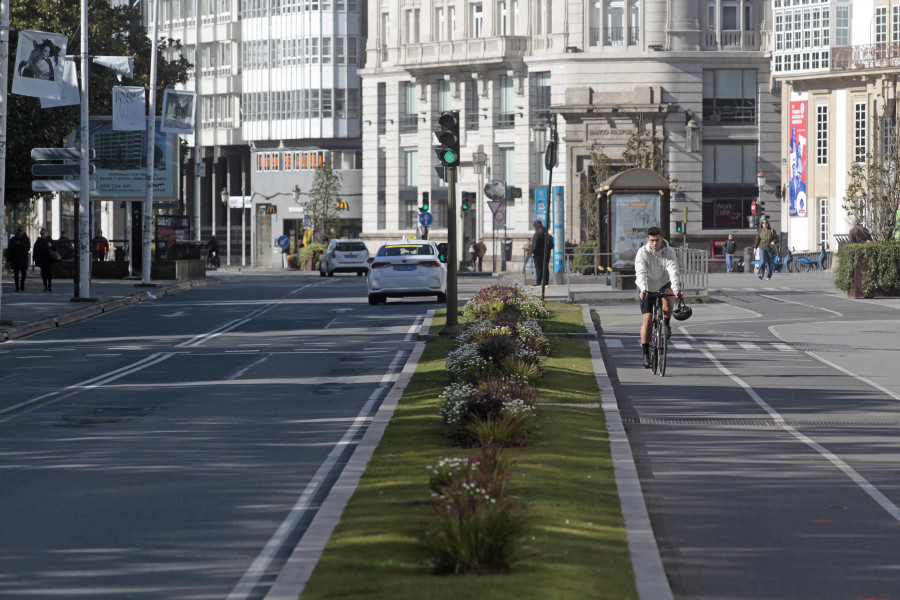 A Coruña se despide de los antiguos Cantones: empieza la reforma entre el Obelisco y el Colón