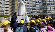 La salud del papa obliga a pensar en un 