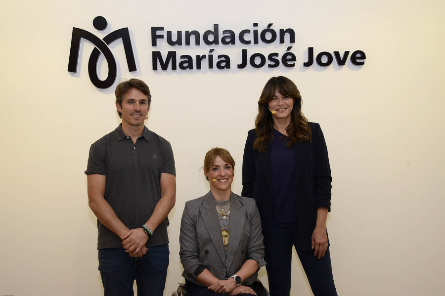 Fabiola Martínez, Eva Moral y Nino Redruello comparten sus historias en A Coruña en Lo Que de Verdad Importa