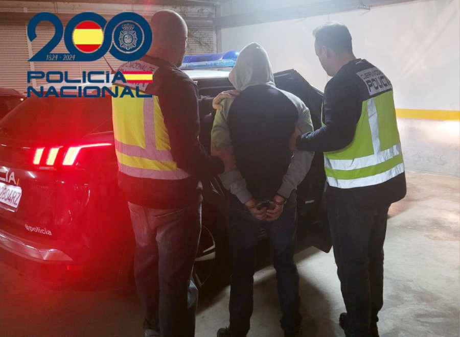 Dos detenidos en A Coruña por la estafa del amor
