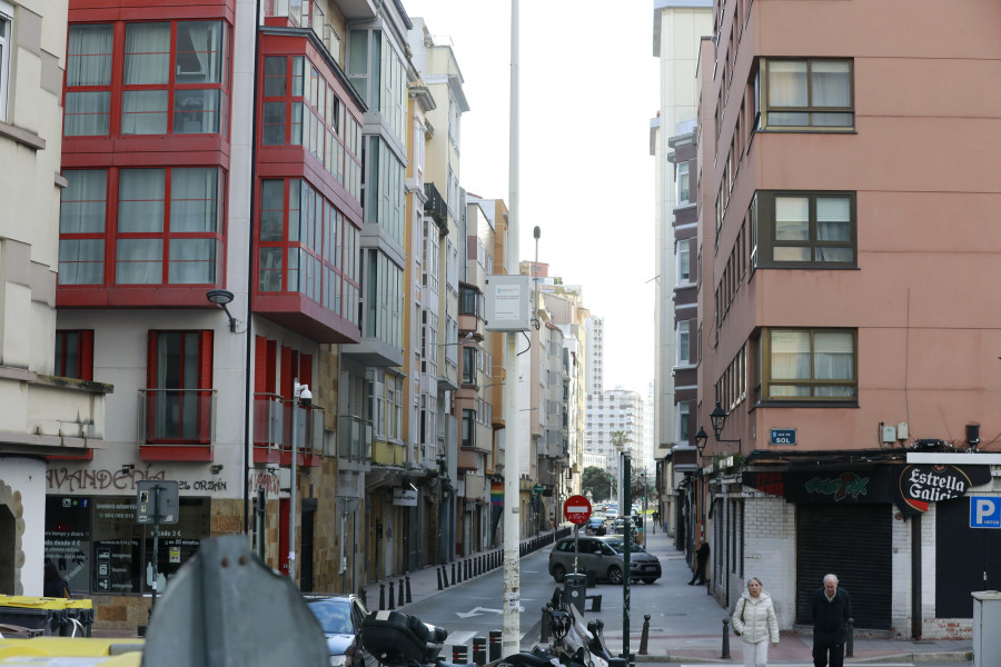 La Zona Acústicamente Saturada: una “sentencia lenta” para la hostelería de A Coruña