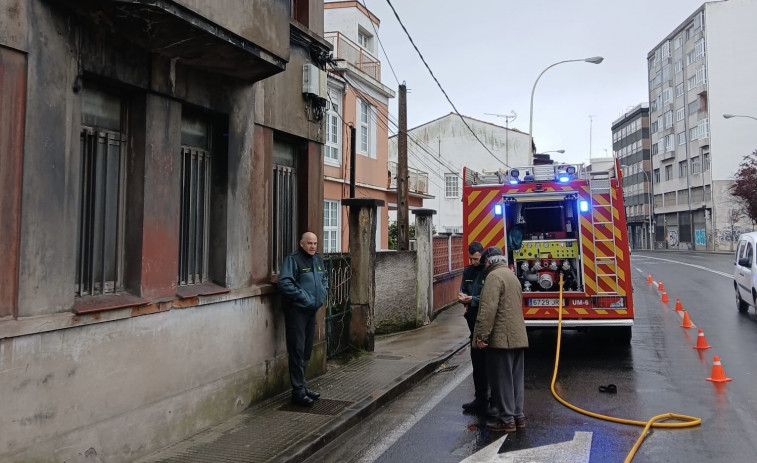 Oleiros registra dos incendios en la mañana de este domingo