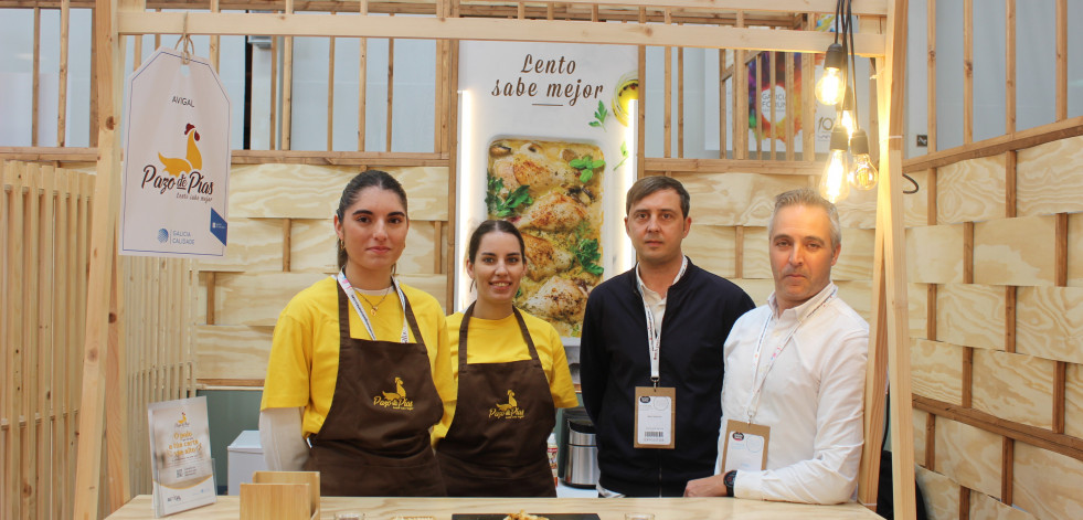 Avigal presenta el pollo Pazo de Pías, el auténtico sabor casero