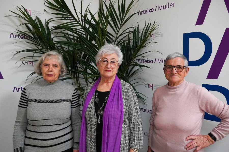 Las pioneras del correo en Arteixo: "No había teléfono ni banco y se manejaba muchísimo dinero"