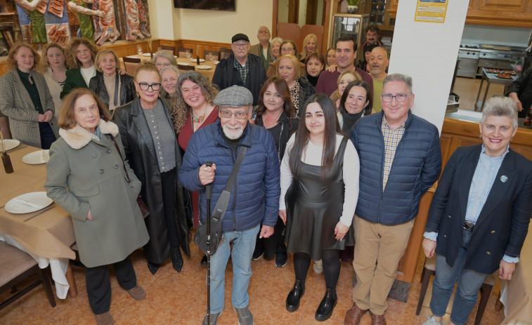 Emotivo homenaje a José Salgado, icono de Os Mallos