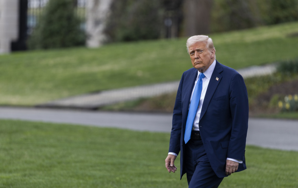 Trump revoca permisos de petroleras, entre ellas Repsol, que exportan crudo venezolano