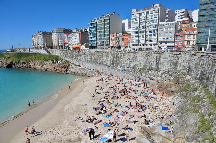 A Coruña disfruta del sol: ¿hasta cuándo durará el calor en la ciudad?