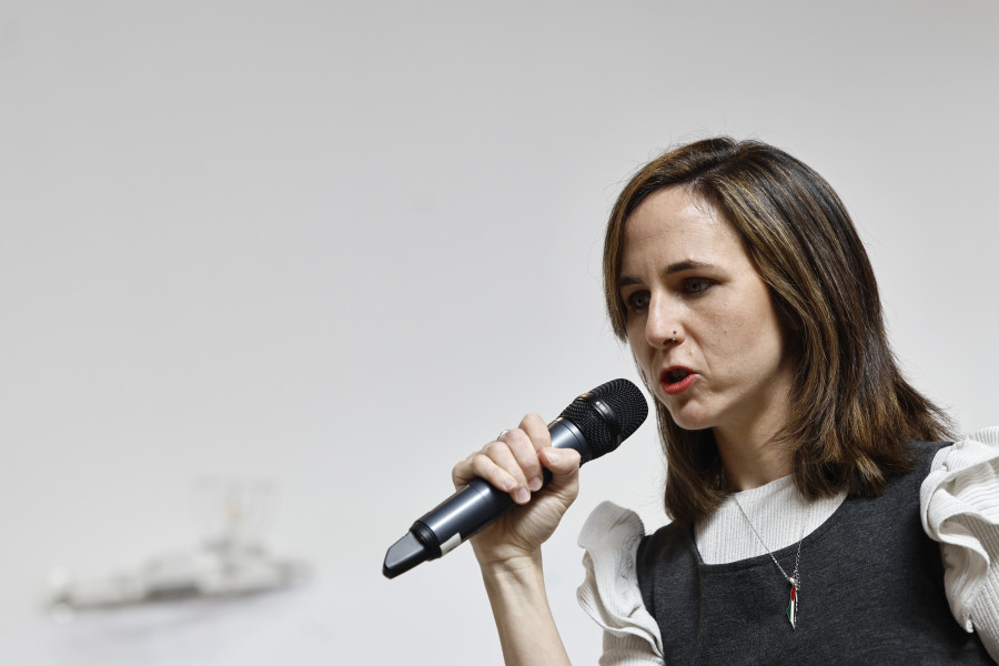 Belarra presenta su lista para liderar Podemos como una alternativa "valiente" frente a Sumar