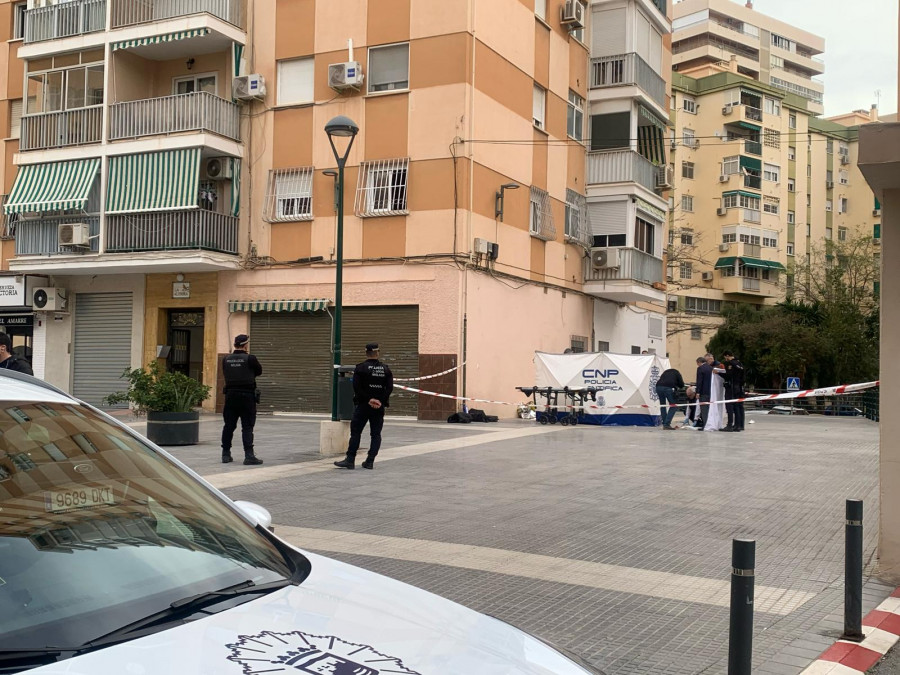 Una mujer y un hombre mueren tras caer de un edificio de Málaga capital