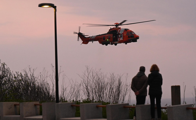 Un furtivo avista en A Coruña el cadáver de un turista alemán en el agua