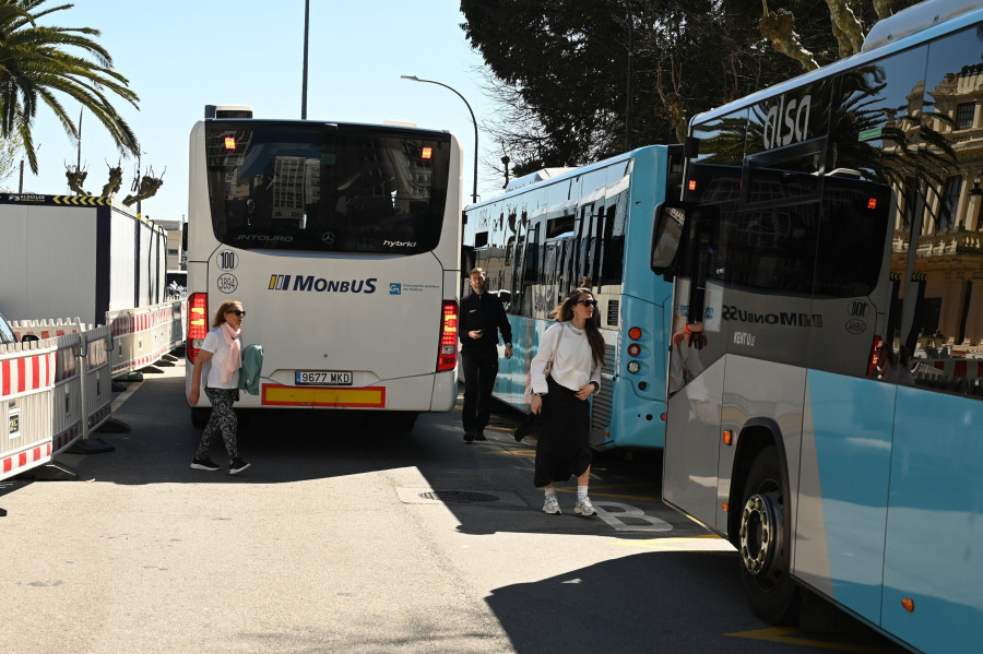 Las obras de los Cantones también dificultan el transporte en Entrejardines