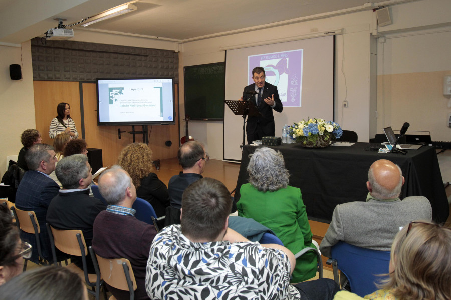 50 años del IES Urbano Lugrís, un “referente en constante evolución”