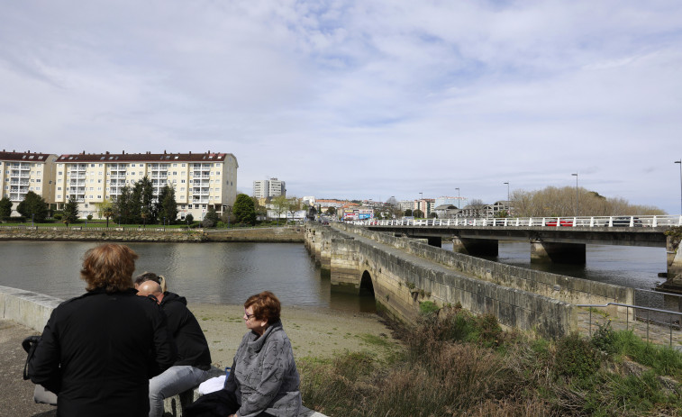 Oleiros niega que haya un vertido de aguas fecales a la ría en la zona de O Paraíso
