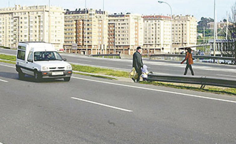 Hace 25 años | Tres nuevos proyectos completarán la red de pasarelas peatonales de la ciudad