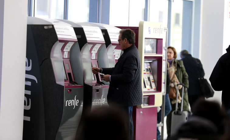 Desplazarse desde A Coruña en tren costará a los usuarios recurrentes más de cien euros al mes