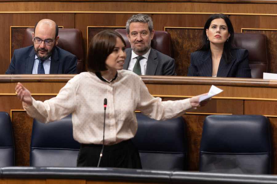 Diana Morant denuncia gritos de "puteros, gentuza y payasos" del PP contra el Gobierno en el hemiciclo del Congreso