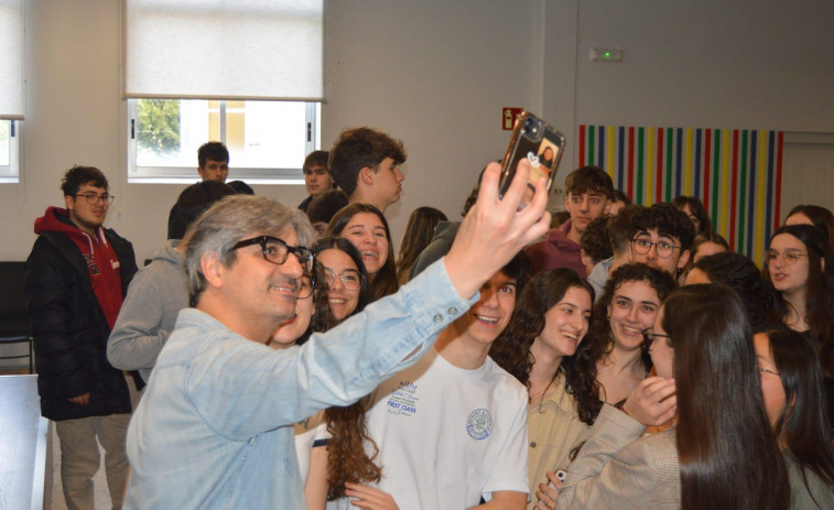 Diego González Rivas charla con los alumnos del colegio Calasanz