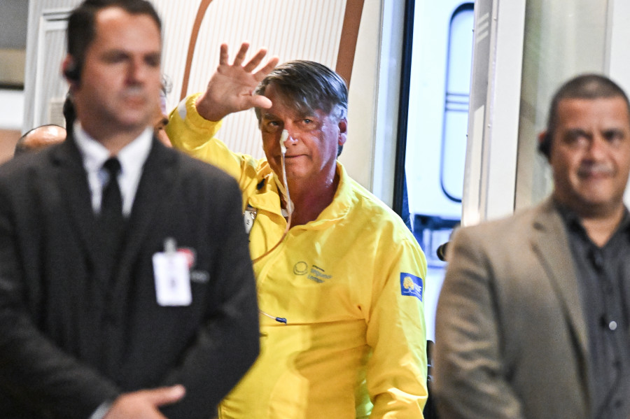 Bolsonaro vuelve a ser operado en Brasilia por una obstrucción intestinal