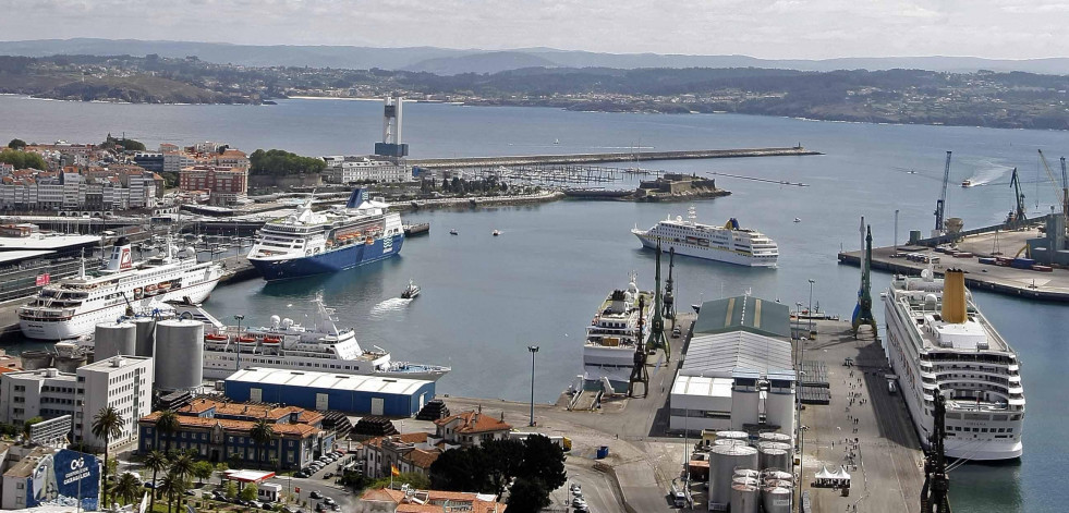 La Autoridad Portuaria de A Coruña licita un contrato de 210.000 € para mantenimiento de bolardos y defensas en los muelles