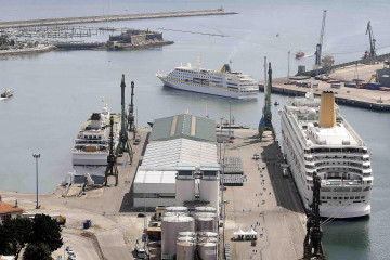 Mayor escala múltiples de cruceros en el puerto de A Coruña 2014 @Quintana (18)