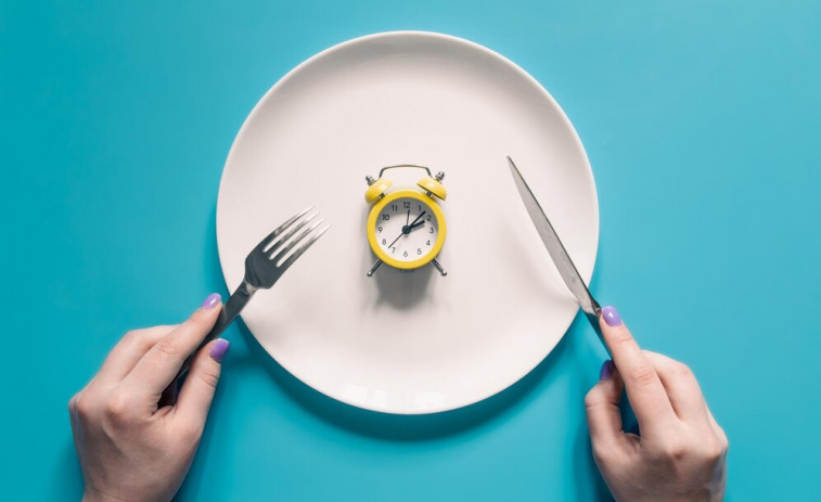 ¡Adiós al ayuno extremo! Reducir carbohidratos logra los mismos beneficios metabólicos