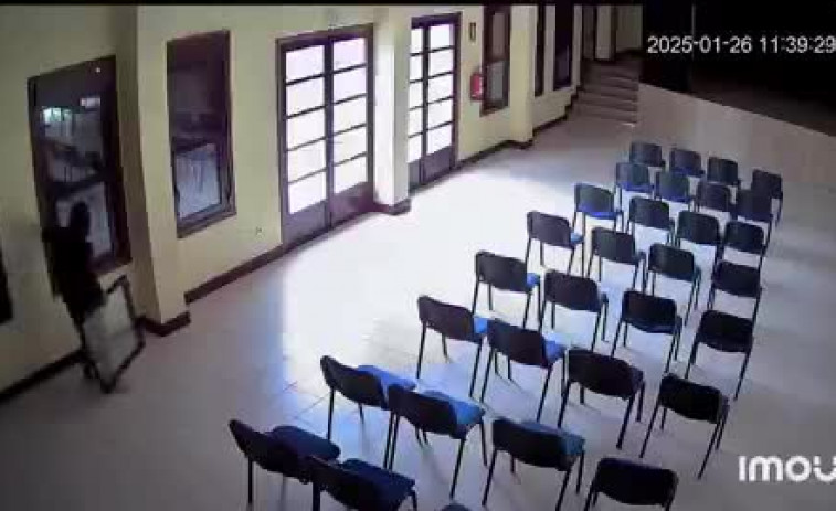 Dos coruñeses, investigados por robar puertas y ventanas en Vedra