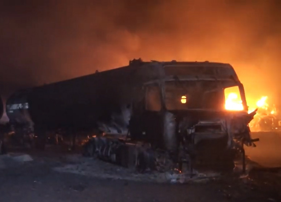 Suben a 58 los muertos y a 126 los heridos en bombardeo de EEUU contra puerto de hutíes