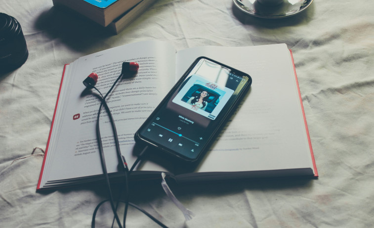YouTube Music estabiliza el volumen entre canciones para proteger la audición de los usuarios
