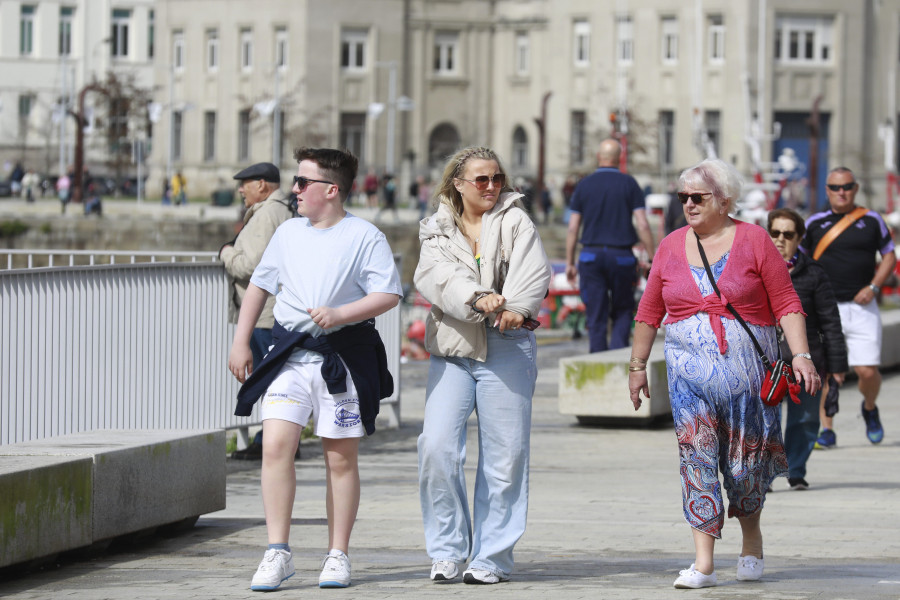 Comienza la semana histórica para el puerto de A Coruña: trece cruceros y 40.000 visitantes