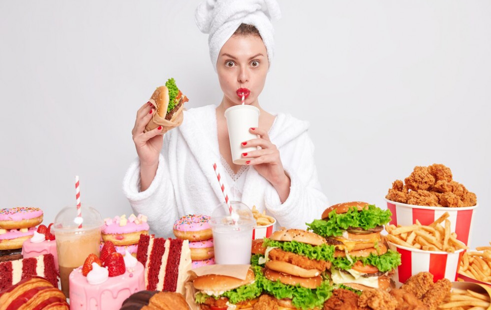 Un estudio confirma que las dietas grasas y azucaradas nublan la mente