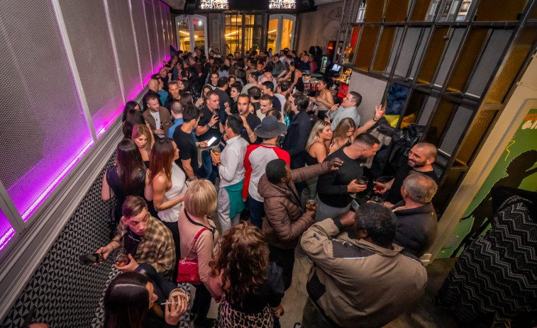 Los pubs y discotecan salvan la Semana Santa de A Coruña