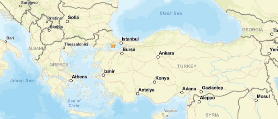 Un terremoto de fuerza 6,2 sacude Estambul