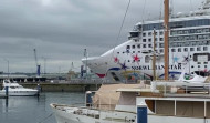El 'Norwegian Star' disfruta de A Coruña en la resaca tras el 