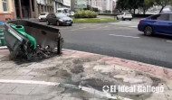 Los Bomberos extinguen un incendio en un contenedor del Paseo Marítimo de A Coruña