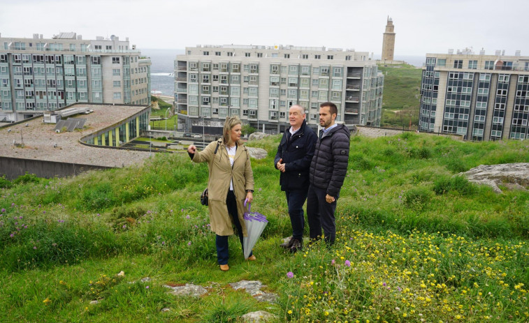 El PP llevará a pleno el retraso en las obras del parque do Vixía de Monte Alto