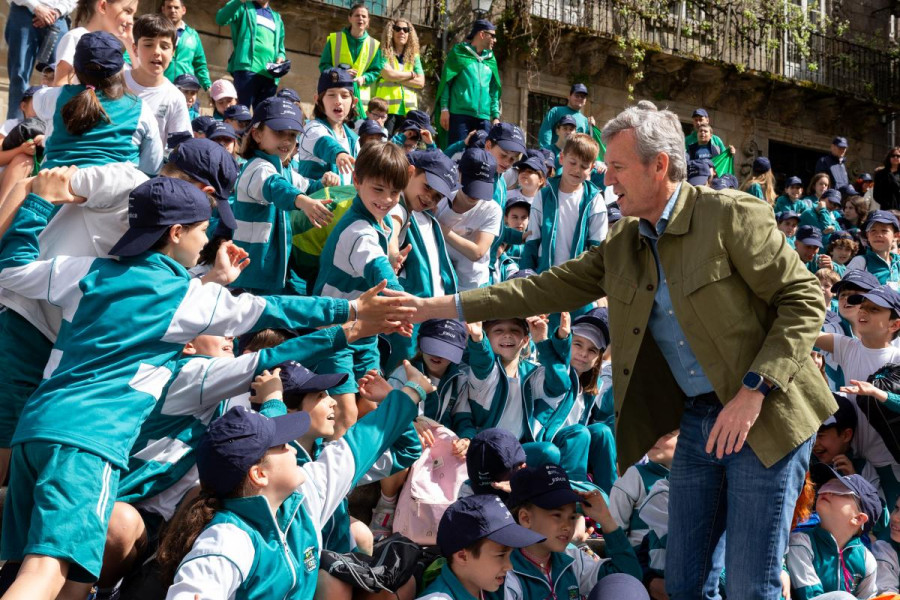 Rueda reivindica el valor educativo del Camino en la recepción al alumnado del Liceo La Paz de A Coruña