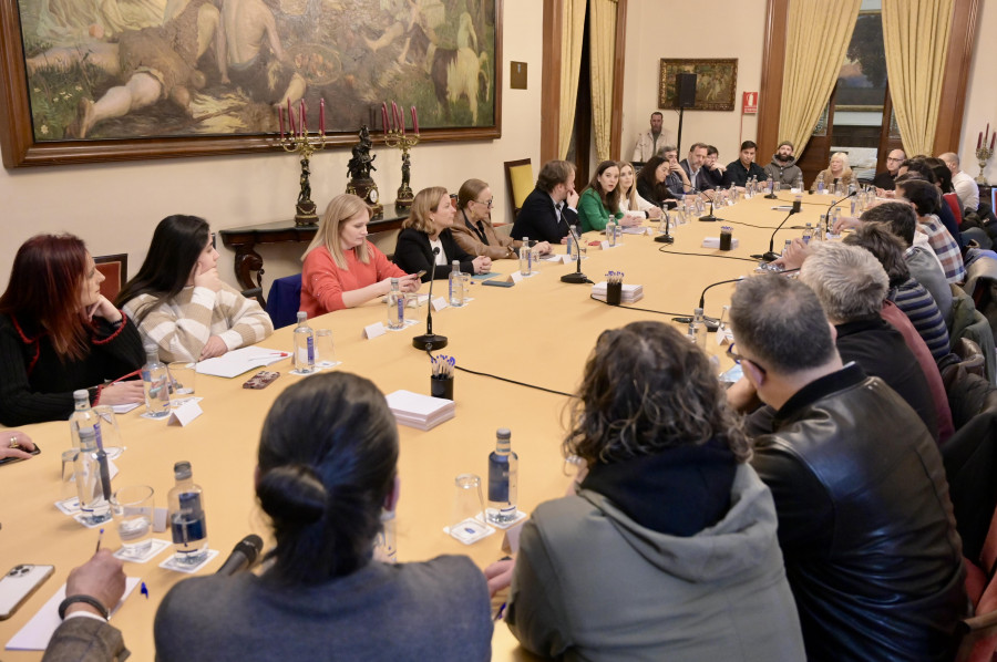 Hostelería, vecinos y Ayuntamiento de A Coruña vuelven a verse las caras: qué se dirán esta vez