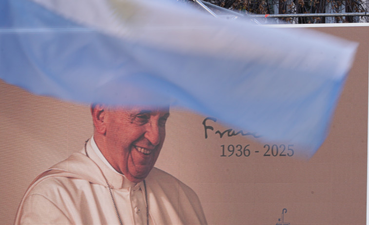Argentina despide a Francisco con una emotiva misa ante miles de personas