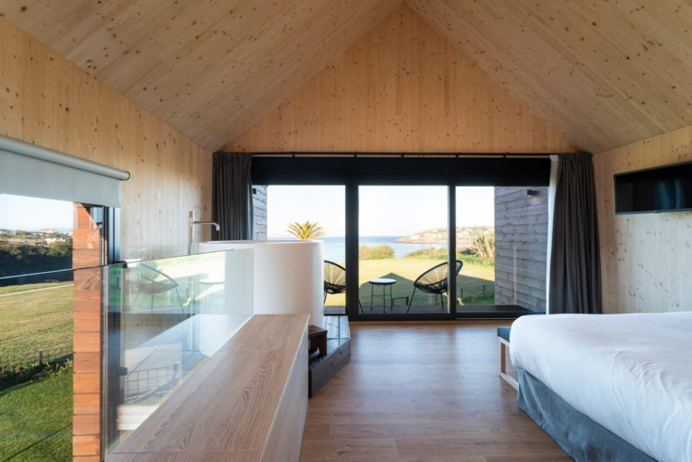 El interior de una de las Cabañas de Canide