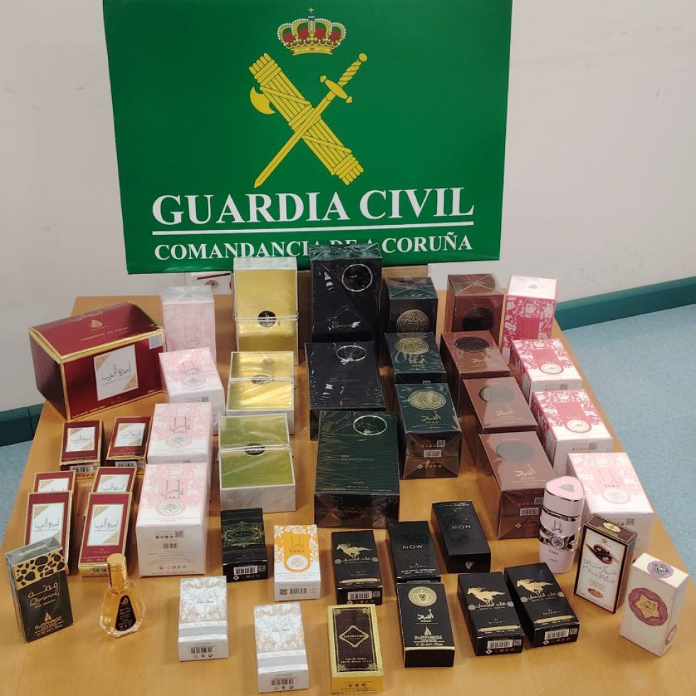 Incautados en una feria de A Coruña perfumes árabes sin documentación