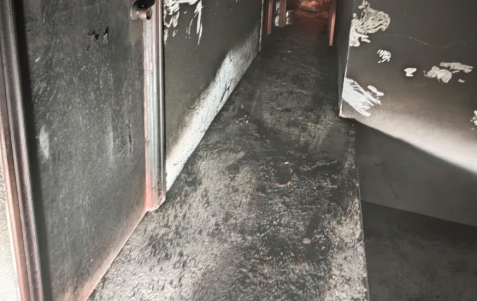Una mujer herida grave en Arteixo tras arder los trasteros de un edificio