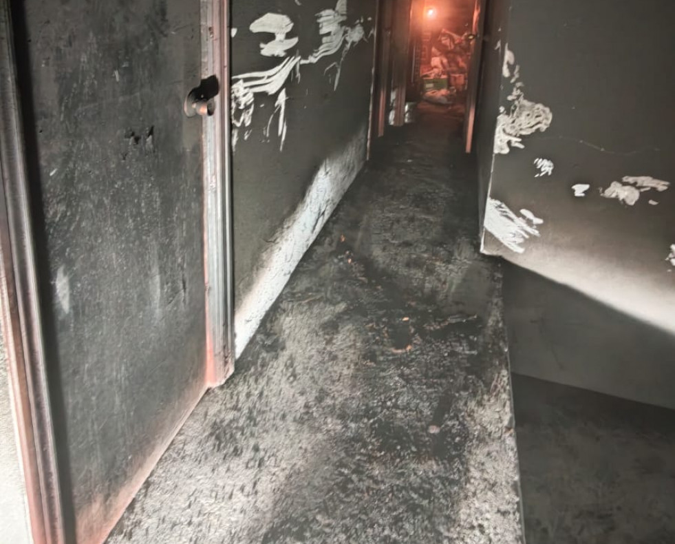 Incendio en unos trasteros de Arteixo @ Consorcio Provincial Contraincendios y Salvamento de A Coruña (1)