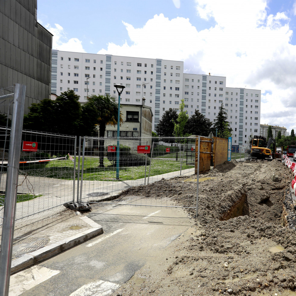 Vecinos de A Coruña 'entierran' los problemas de aparcamiento
